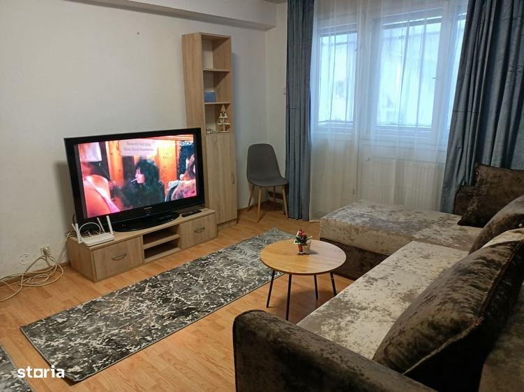Apartament cu 2 camere decomandat în Exterior Vest