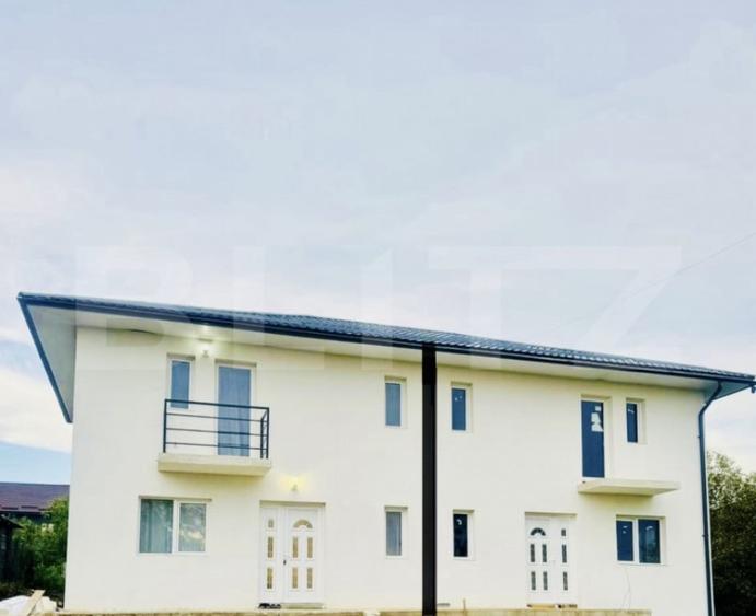 Casă cu 5 camere cu Teren 700 Mp în Mintiu Gherlii