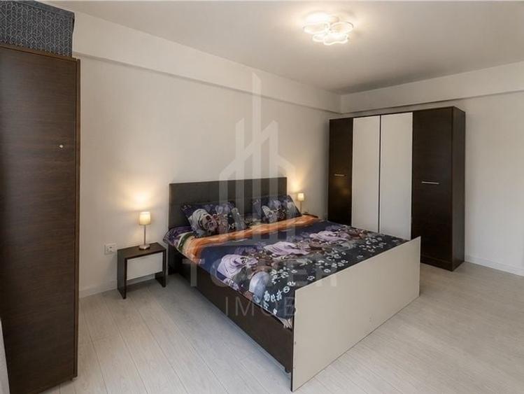 Apartament cu 3 camere decomandat, mobilat în Turnișor