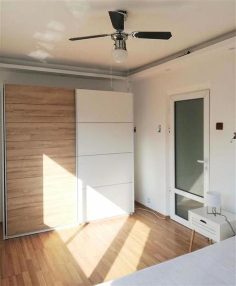 Apartament cu 2 camere semidecomandat în Podu Roș