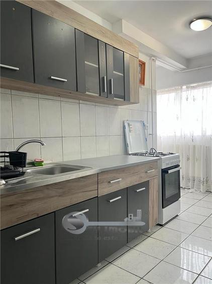 Garsonieră decomandată în Gară