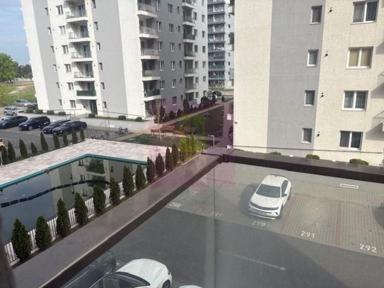 Apartament cu 2 camere semidecomandat, mobilat în Prelungirea Ghencea