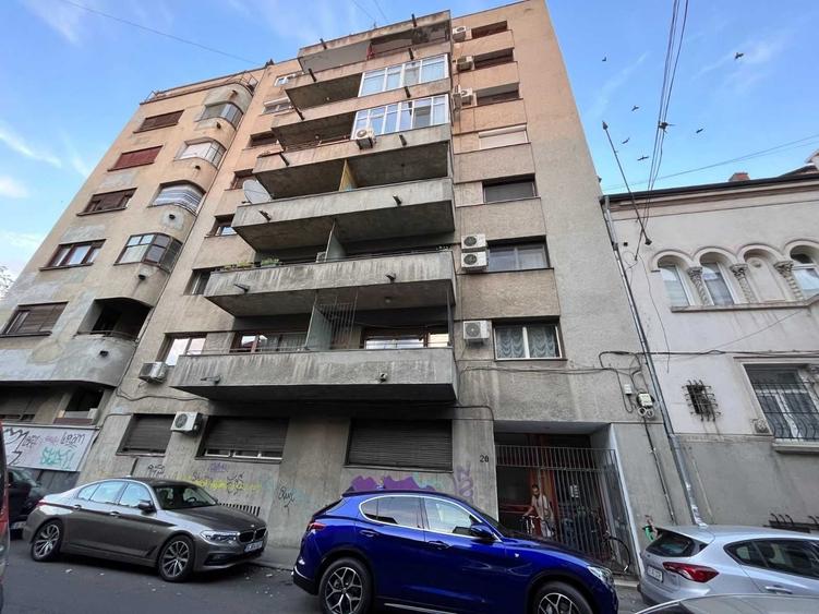 Apartament cu 2 camere decomandat în Cișmigiu