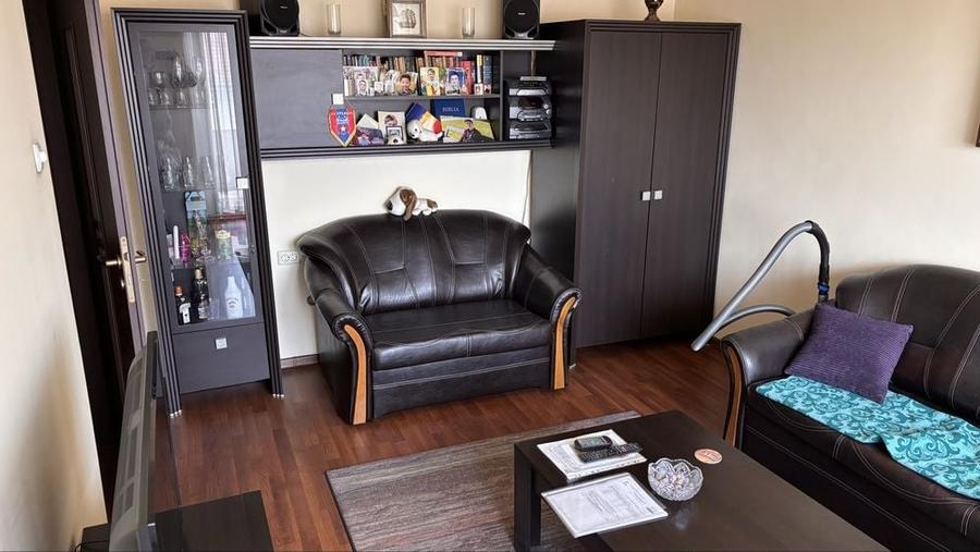 Vand apartament central 2 camere, decomandat - 7