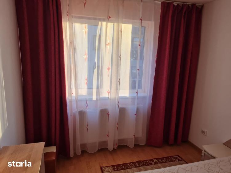 Apartament cu 3 camere în Dâmbul Rotund