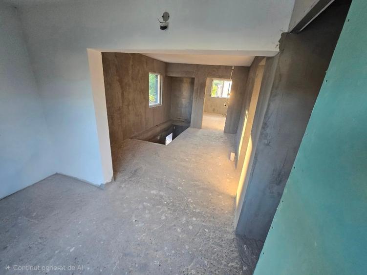 Casă individuală cu 3 camere cu Canalizare în Exterior Sud