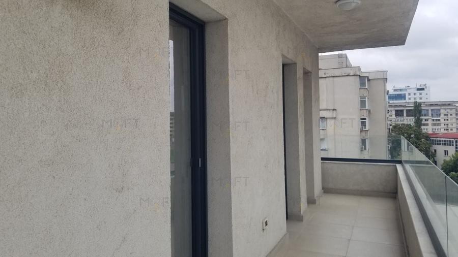 Apartament cu 4 camere decomandat, mobilat în Unirii