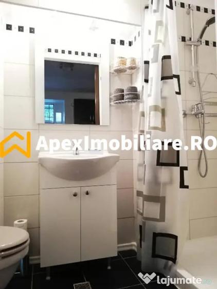 Garsonieră decomandată în P-ța Romană