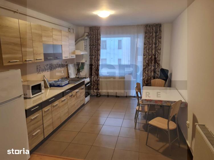 Apartament cu 3 camere în Dâmbul Rotund