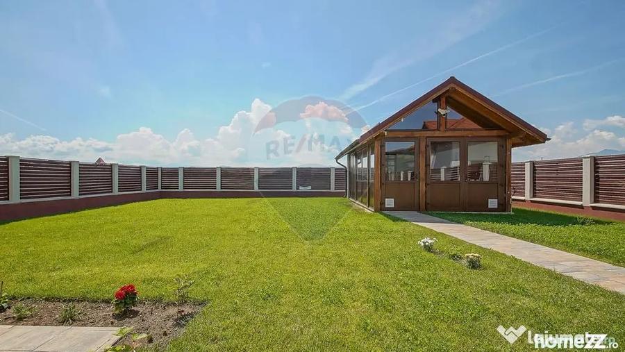 Casă cu 5 camere cu Teren 630 Mp în Hărman