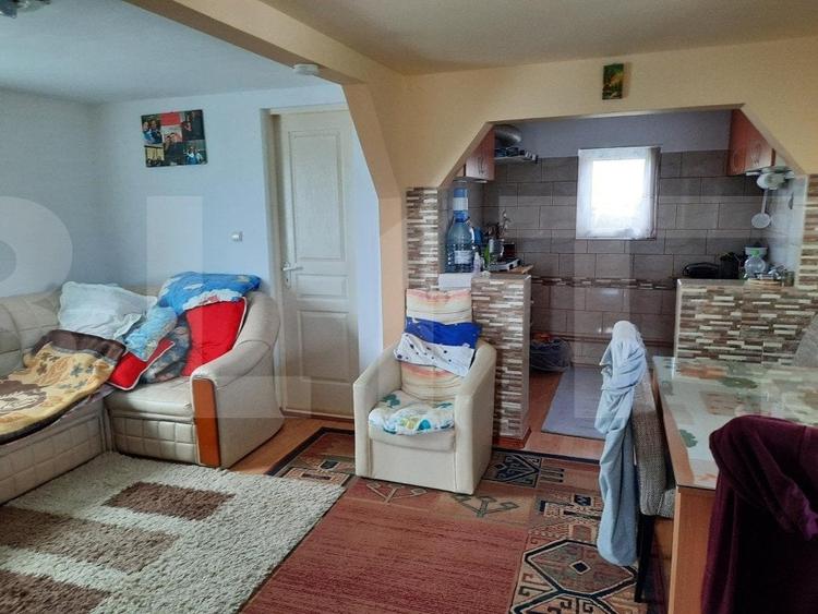 Casă individuală cu 3 camere cu Garaj în Dâmbul Rotund