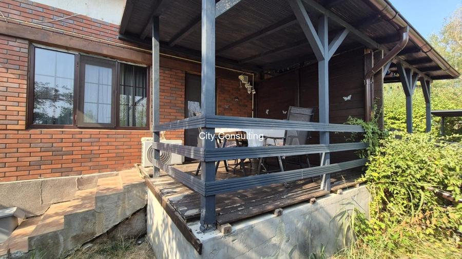 Casă cu 3 camere cu Canalizare în Corbeanca