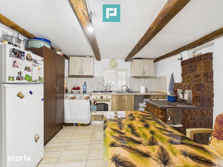 Casă cu 3 camere cu Teren 3843 Mp în Șicula