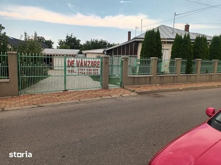 Casă cu 4 camere cu Teren 124 Mp în Central