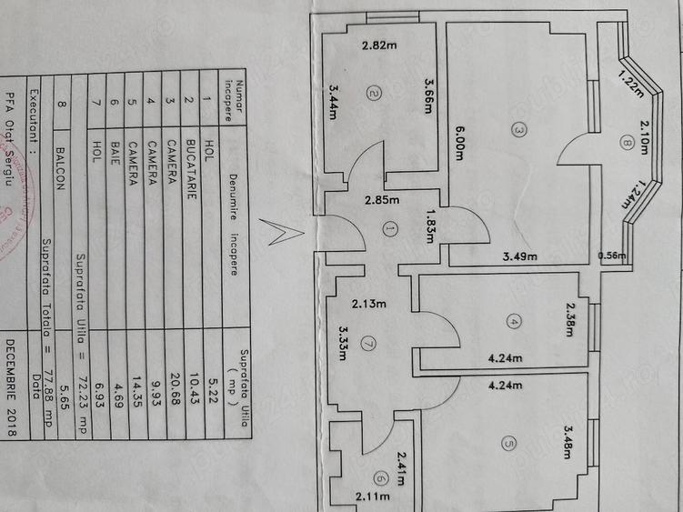 Apartament cu 3 camere decomandat în Nicolina