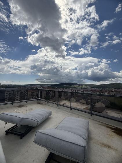 Apartament cu 3 camere în Florești