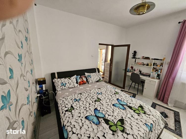 Casă individuală cu 3 camere cu Canalizare în Tomis II