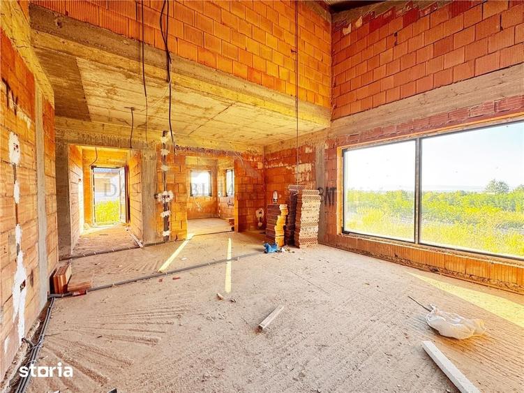 Casă cu 4 camere cu Teren 500 Mp în Tăuții-Măgherăuș