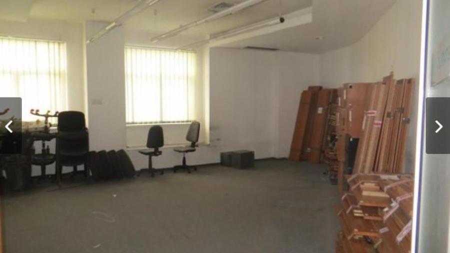 Spațiu comercial, în Răcădău