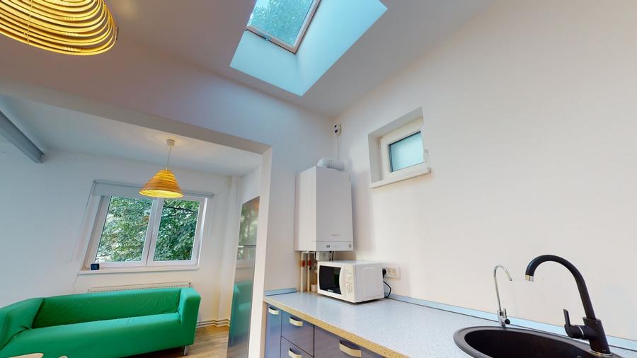 Apartament cu 3 camere în Clucerului