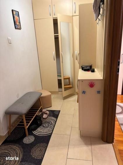 Garsonieră decomandată în Central