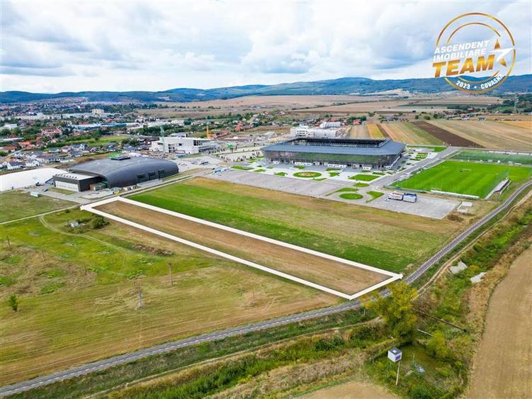 Teren Construcții extravilan de 9675 mp, în Nord