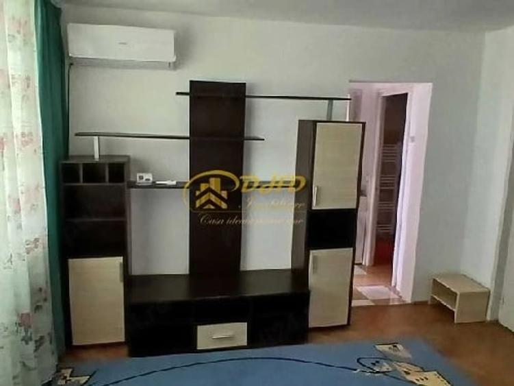 Apartament 2 camere, in zona Tatarasi. - 2