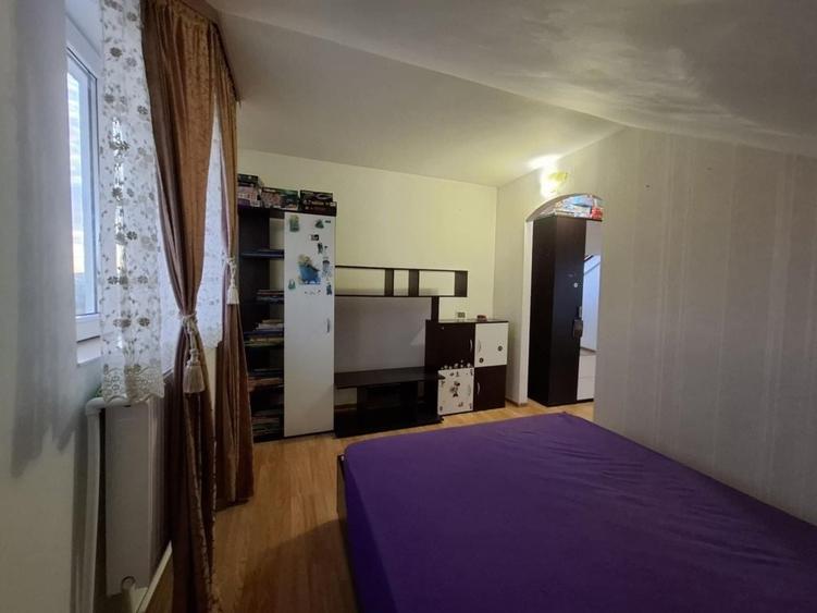 Apartament cu 2 camere decomandat în Burdujeni