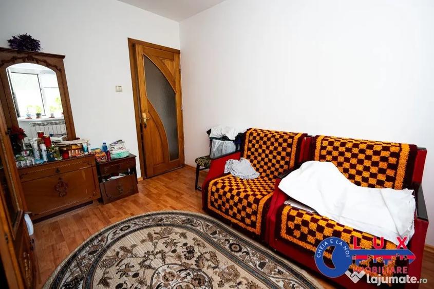 Apartament cu 3 camere decomandat în Ultracentral