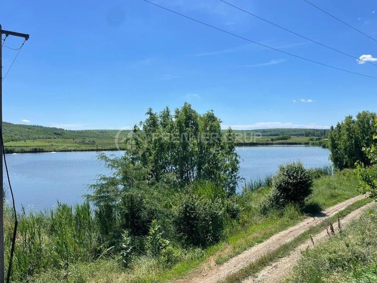 Teren Construcții intravilan de 770 mp, în Podu Iloaiei