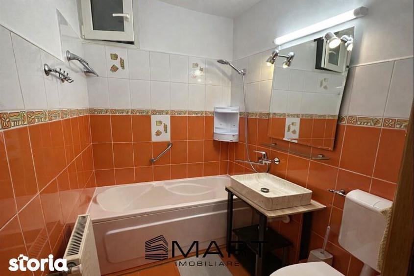 Apartament cu 3 camere semidecomandat, mobilat în Dârste