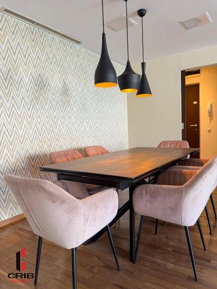 Apartament cu 3 camere decomandat, mobilat în Iancu Nicolae