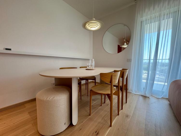 Apartament cu 3 camere decomandat în Pipera