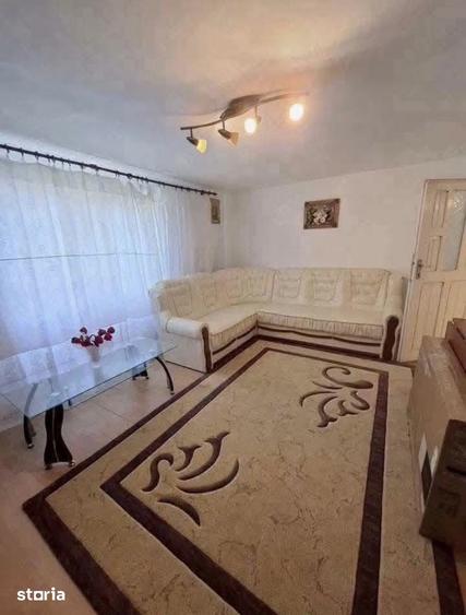 Casă cu 4 camere cu Teren 864 Mp în Central