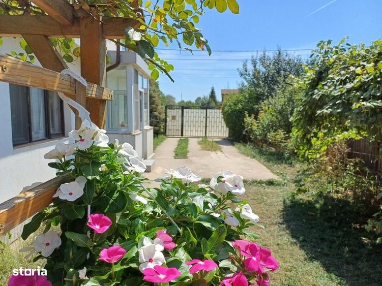 Casă cu 4 camere în Cornetu
