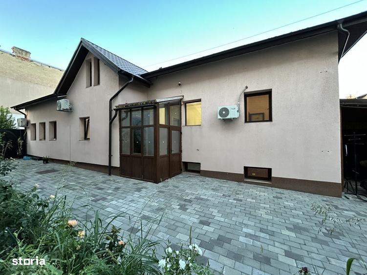 Casă cu 4 camere în Șerban Vodă