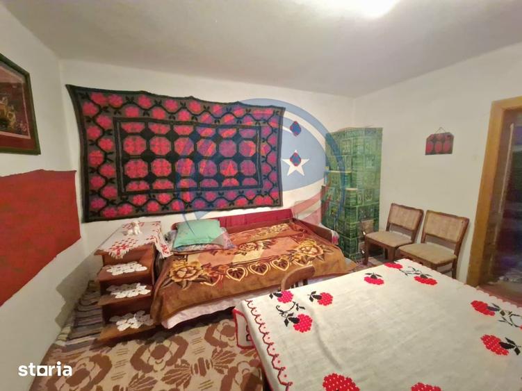 Casă cu 3 camere cu Teren 900 Mp în Scăești