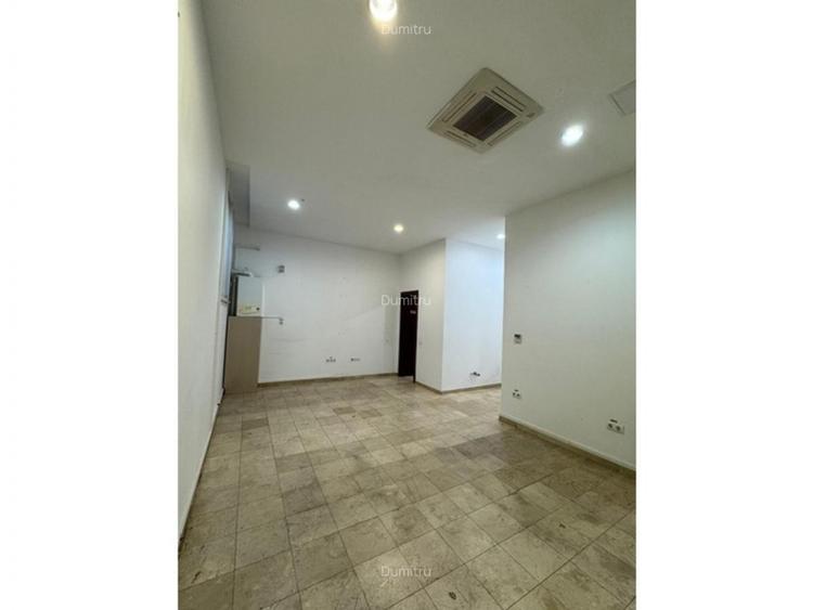 Spațiu comercial, de 50 mp, în Basarabia