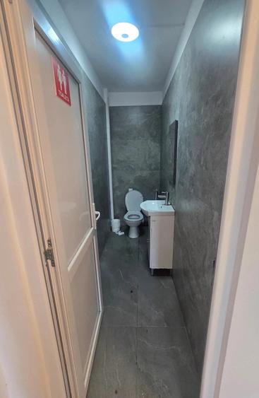 Spațiu comercial, de 55 mp, în Central