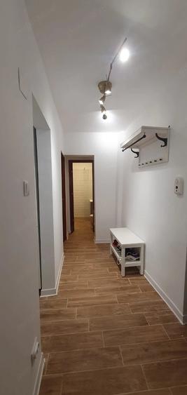 Apartament cu 2 camere decomandat în Micro 3
