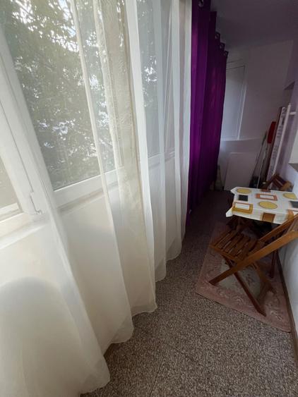 Inchiriez apartament 2 camere, zona 9 mai - 4