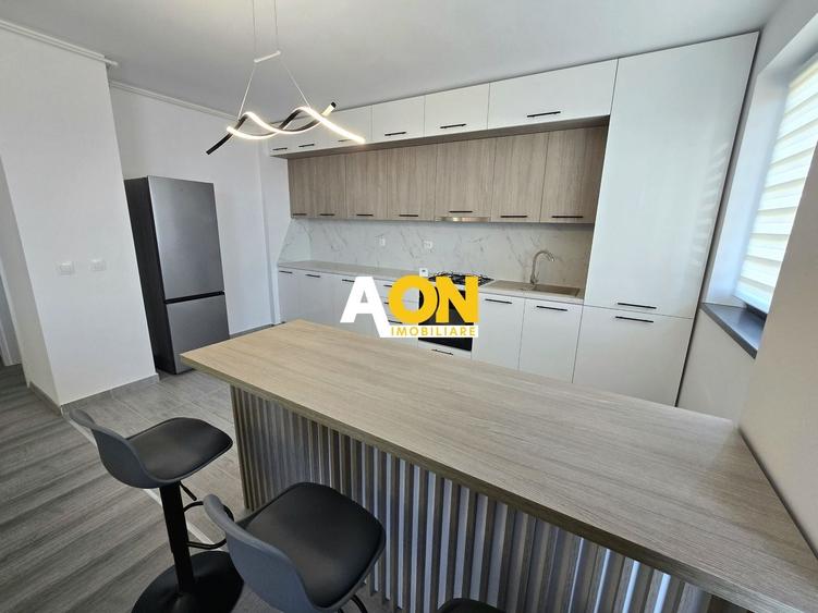Apartament cu 3 camere decomandat, mobilat în Cetate