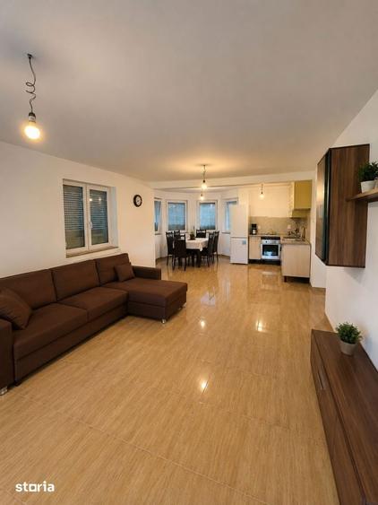 Casă cu 5 camere cu Teren 1396 Mp în Tileagd