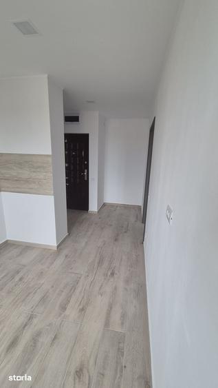 Apartament cu 3 camere în Micro 1
