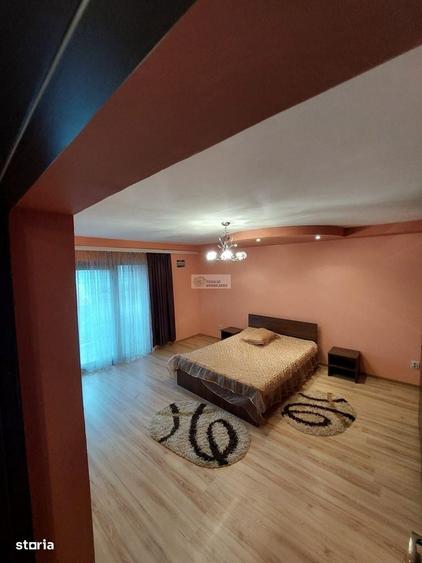 Casă cu 4 camere cu Teren 1000 Mp în Garoafa