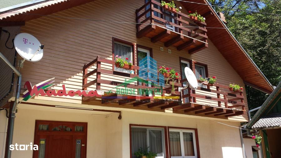 Spațiu comercial, de 450 mp, în Tulnici