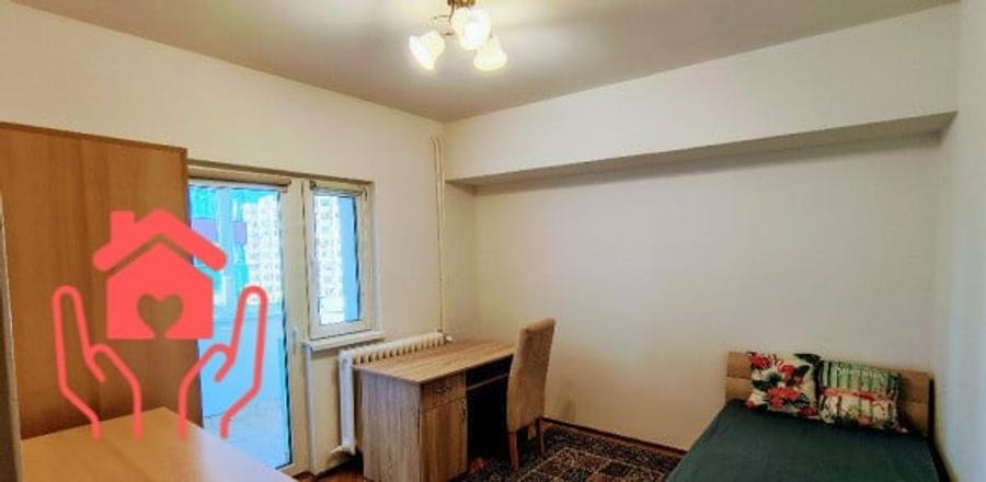 Apartament cu 4 camere decomandat, mobilat în 1 Mai