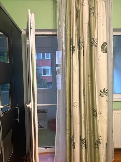 Apartament cu 3 camere decomandat în Căpățânești