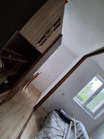 Inchiriez apartament pe strada Trandafirilor nr 2 scara 2 bloc i2 1000 de lei pe luna informatii la nr. De tel. 0770146279 - 13