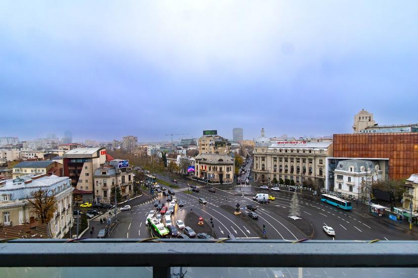 Apartament cu 2 camere semidecomandat în P-ța Romană